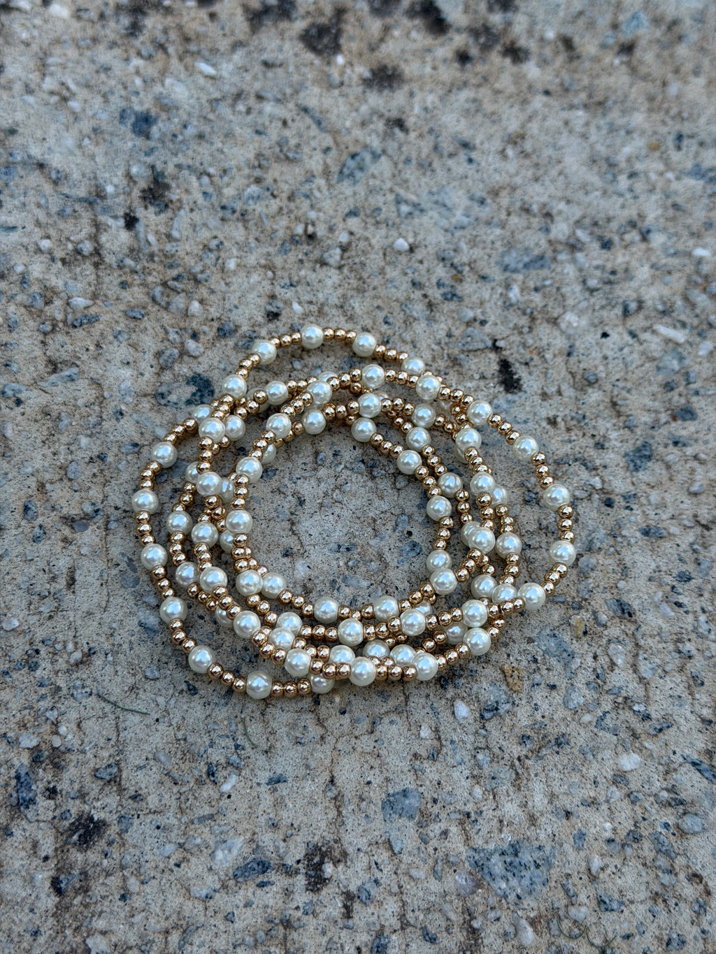 Pearl and Gold Beaded Bracelet