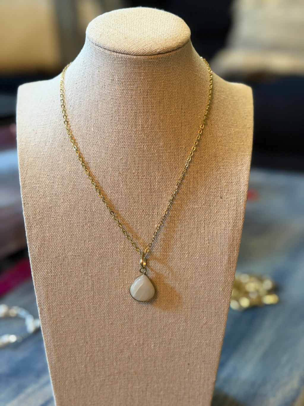Dainty Stone Pendant Necklace
